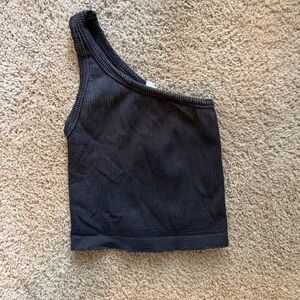 Black Ribbed One-Shoulder Crop Top